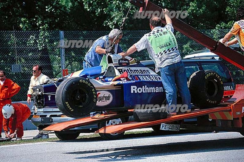Ricordando Senna. "Quel giorno a Imola, con la morte in pista