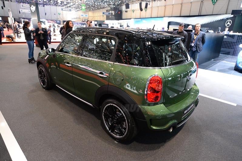 mini-al-salone-di-ginevra-2015--15-6.jpg